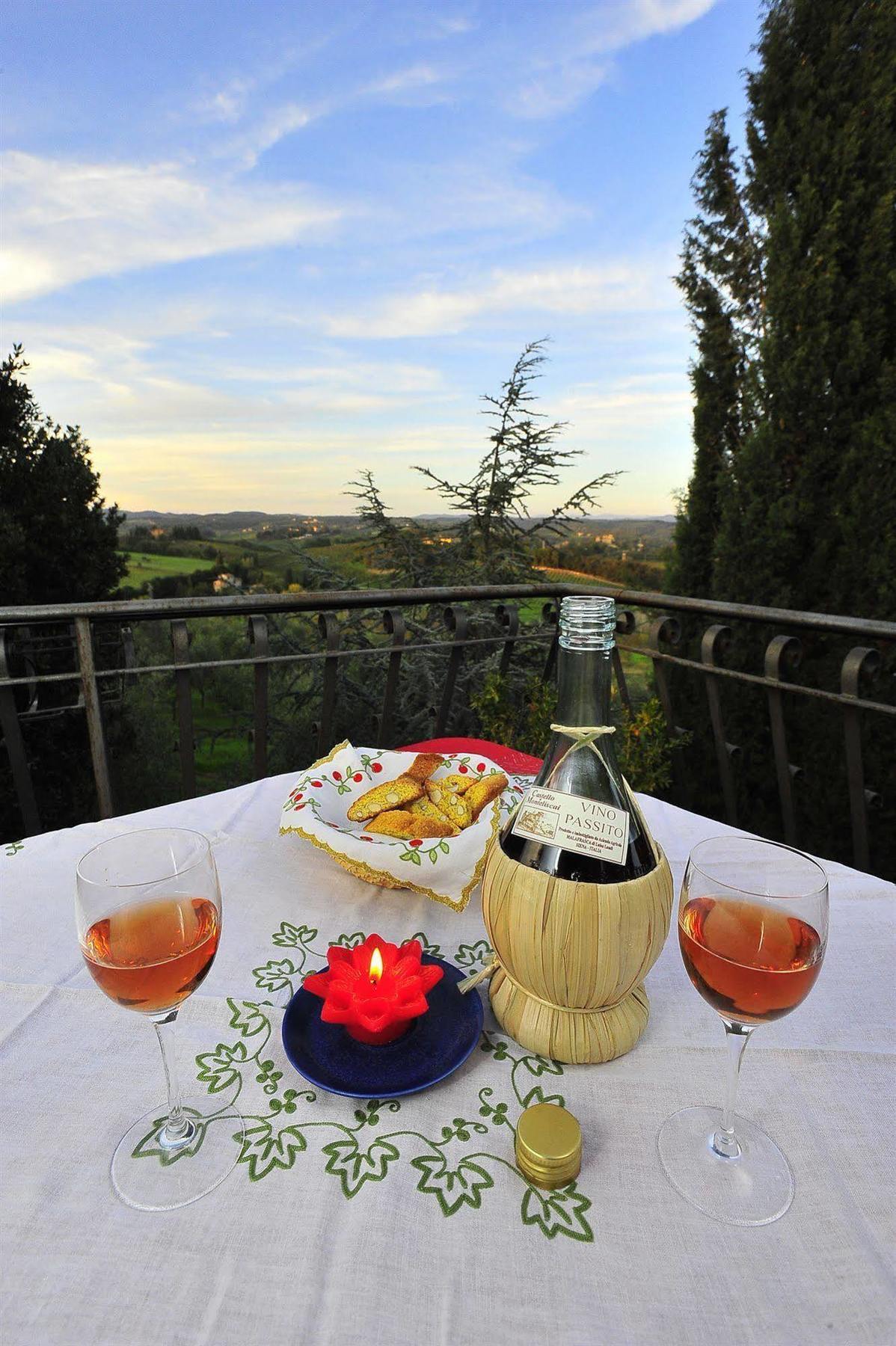 Agriturismo Malafrasca Siena Exterior photo